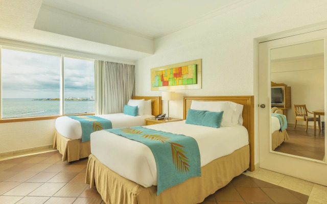 Hotel Almirante Cartagena - Colombia