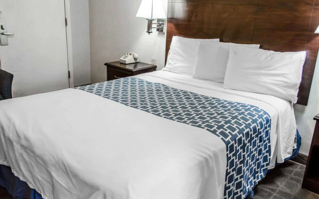 Econo Lodge Mechanicsburg - Harrisburg West