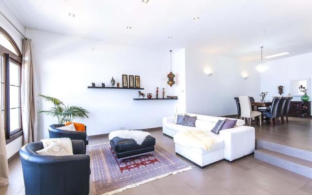 Villa With sea View and Private Pool