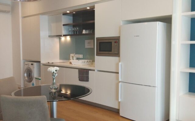 Platinum Suite by SNC