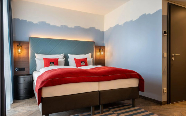 Holiday Inn - the niu, Keg Hamburg Ost by IHG