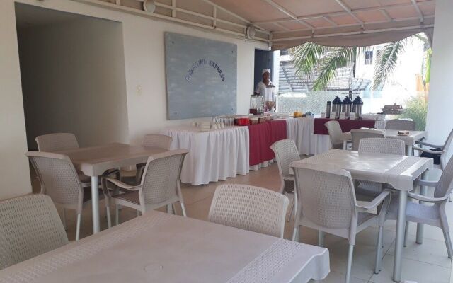 Mintaka Hotel Lounge