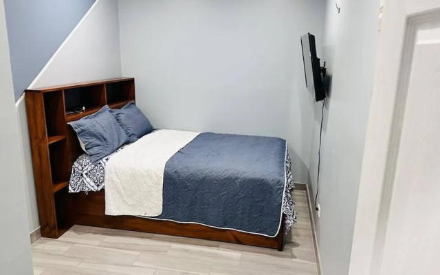 3 bed 2 Bath 15 min From Airport