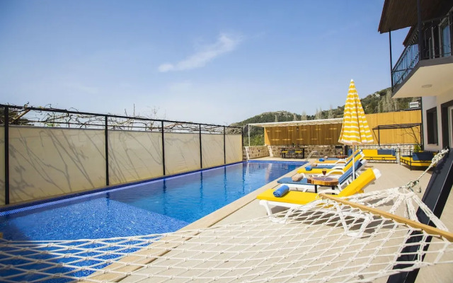 Villa Doga by Akdenizvillam