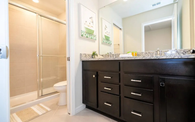 Windsor Cay 7BR Water Park Free