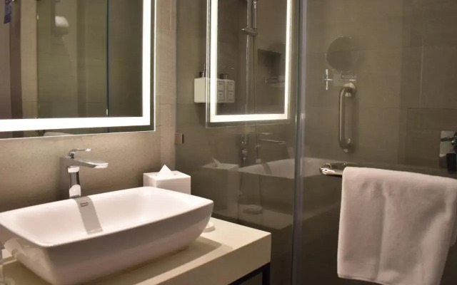 Park Inn By Radisson Bacolod