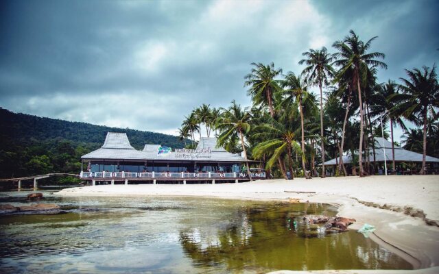 Mafiya Resort