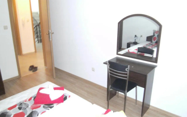 Nicol Apartment in Hermes Complex