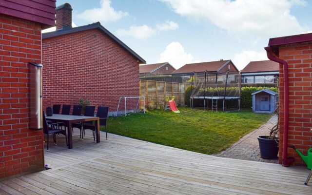 Awesome Home in Ystad With Wifi and 3 Bedrooms