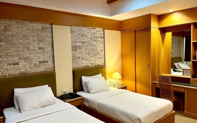 The Rich Hotel Rama 5