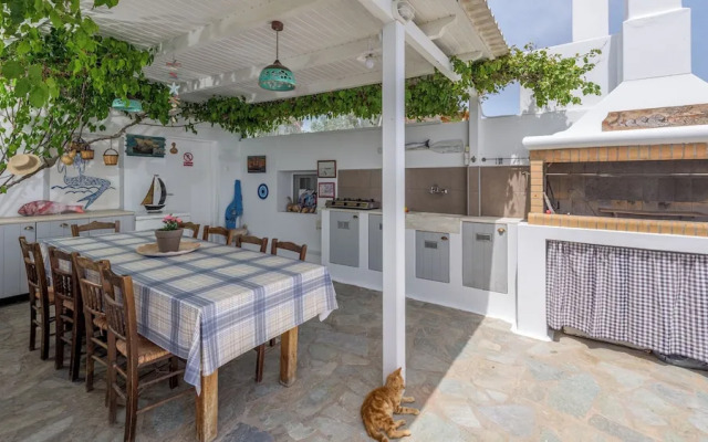 Giourgas Studios & Apartments