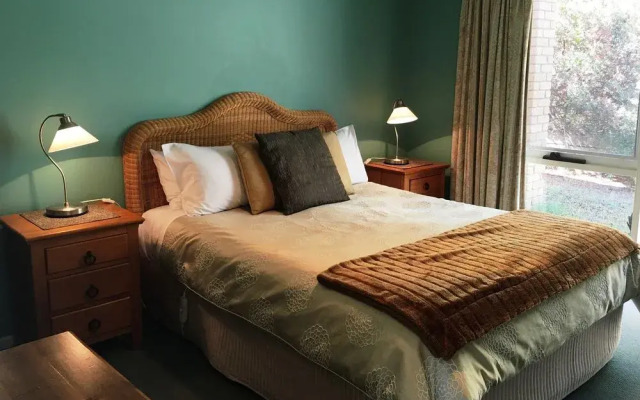 Countryside Connections Tranquil Studio