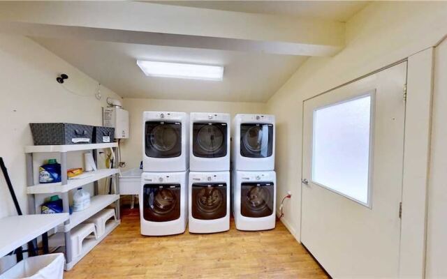 Purple Sage Flats #4 1 Bedroom Apts
