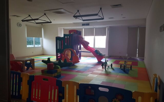 HARRIS Suites fX Sudirman