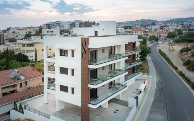 Sanders Elgio - Charming Studio With Balcony