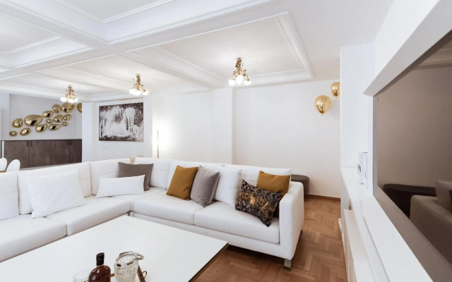 Luxury 3BR Apartment in the Heart of the City