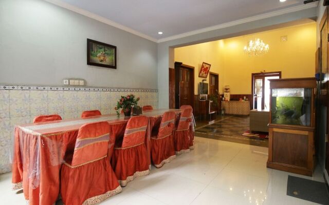 Airy Syariah Klojen Buring 9 Malang