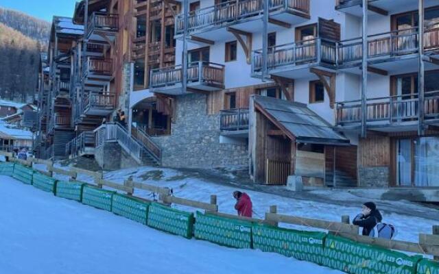 Front Neige 1800, Cosy 4-6p, Parking Couvert