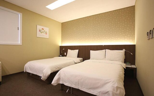 Honors Hotel