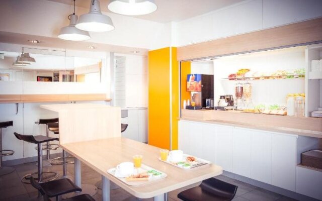 Premiere Classe Troyes Sud - Parc Saint Thibault
