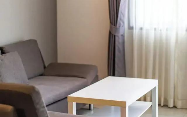 Modern Condo - 1BR T1-201