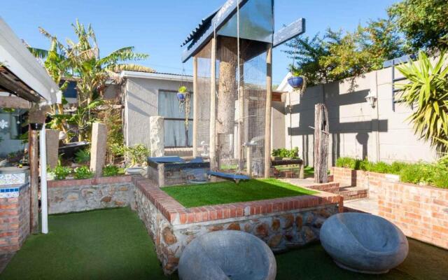 Strand Family 4 Sleeper En-Suite Studio