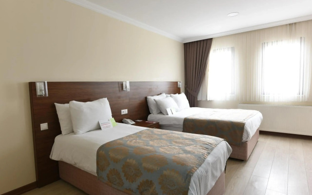 Asal Hotel
