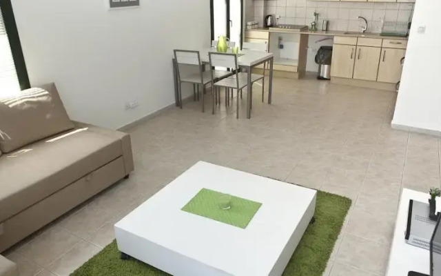 Jaffa Courts Apartments