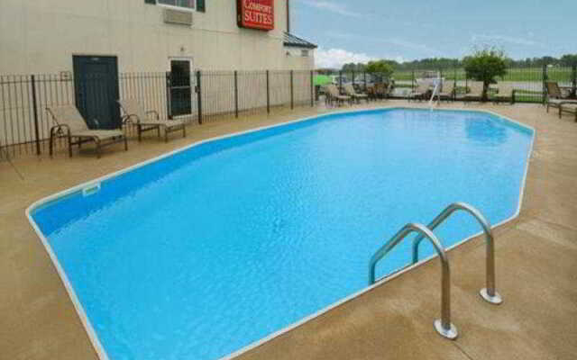 Comfort Suites Airport