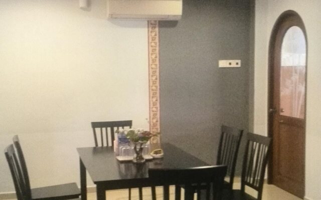 Abang Adik Service Suite