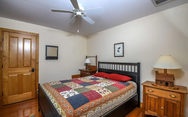 Hawk Mountain 5 Bedroom House