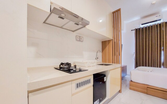 Warm And Nice Studio Room Sky House Bsd Apartment