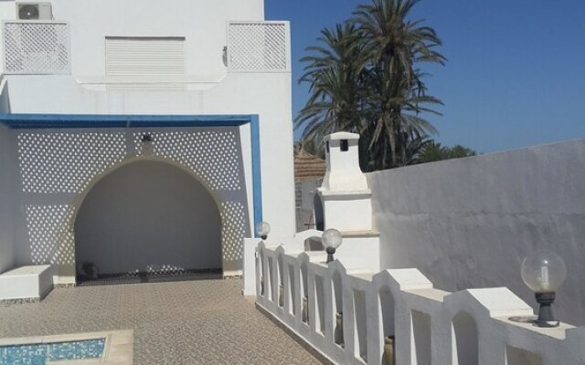 House With 3 Bedrooms in Djerba Midoun Tézdaine, With Private Pool, En
