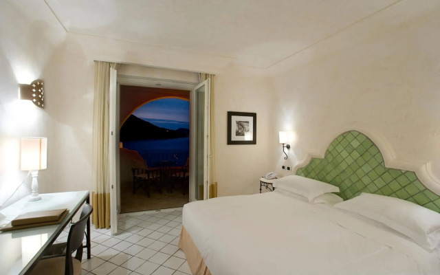 Therasia Resort Sea & Spa - The Leading Hotels of the World