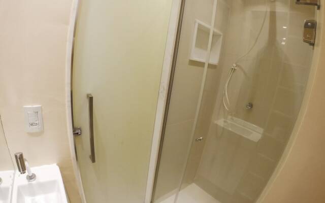 Leblon Garden Studio