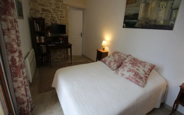 Scenic Villa With View of the Gardon River