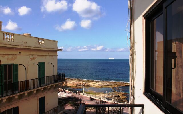 Fleur 3 bedroom apartment Sliema