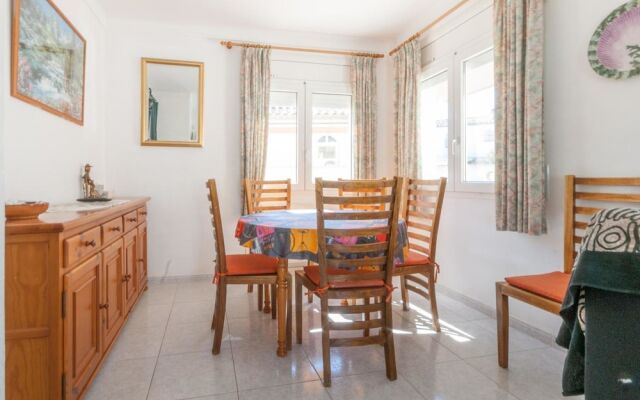 Luxury Apartment With Private Pool in L'escala Catalonia