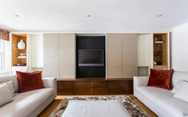 Campden Street VII by Onefinestay