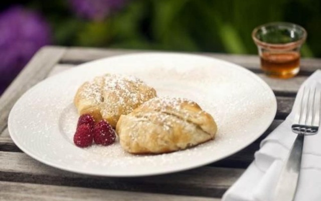 Woods Hole Passage Inn