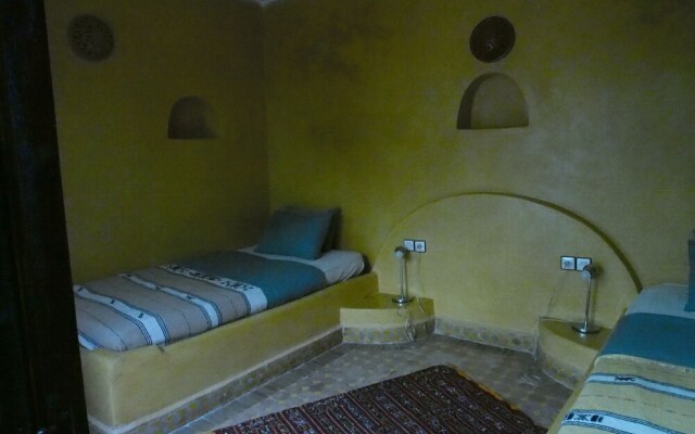Safran Twin Room, Swimming Pool, Breakfast Included, Wifi