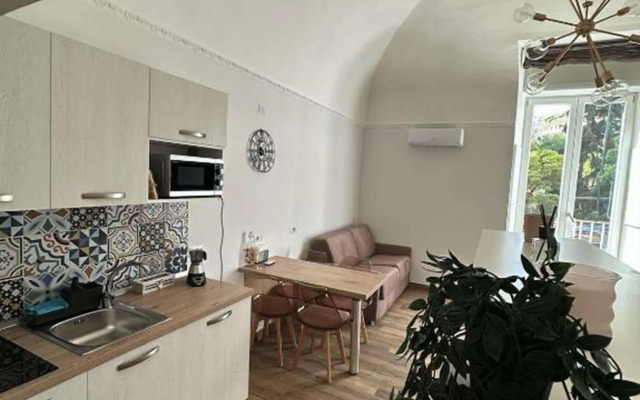 Scugnizzo Partenopeo Home