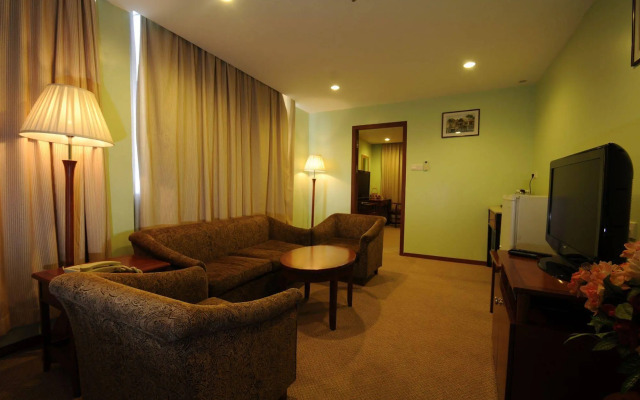 OYO 597 Winner Hotel
