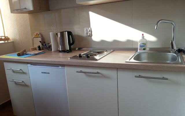Studio Apartments Korosteljev