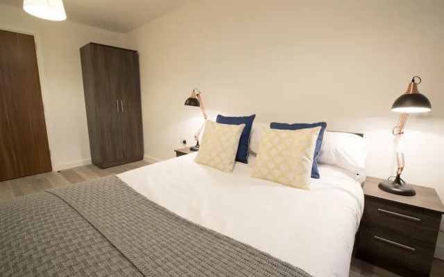 CARO Short Stay Parker Street