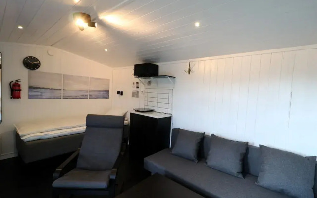 Aurora Cabin