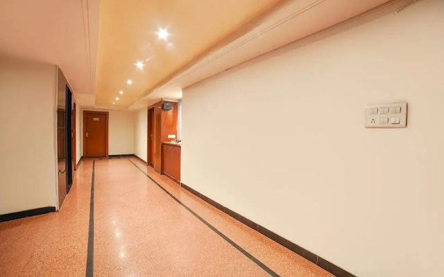 Fabhotel Pleasure Inn