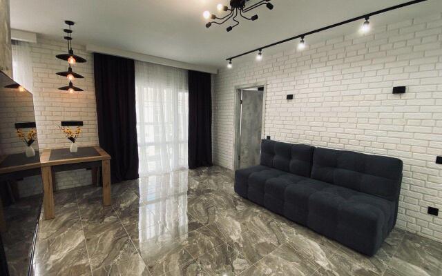 Ya doma on Kommunarov Street 5