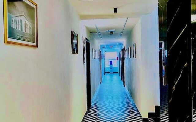 Hotel Lake View Airport Zone