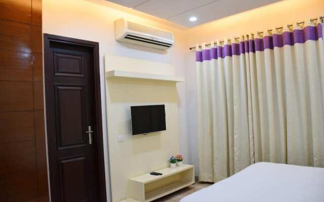 When In Gurgaon - Service Apartments near Medanta Medicity